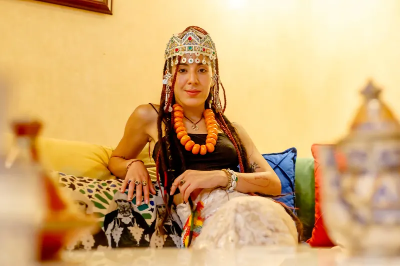 Woman in traditional Berber jewellery in a spa lounge - Dragonzay Photography
