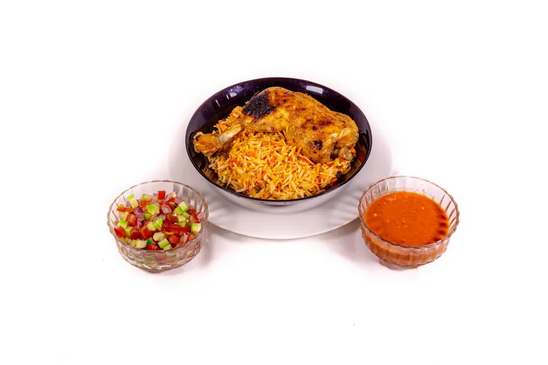 Chicken tagine with vermicelli and Moroccan salads - Dragonzay Photography
