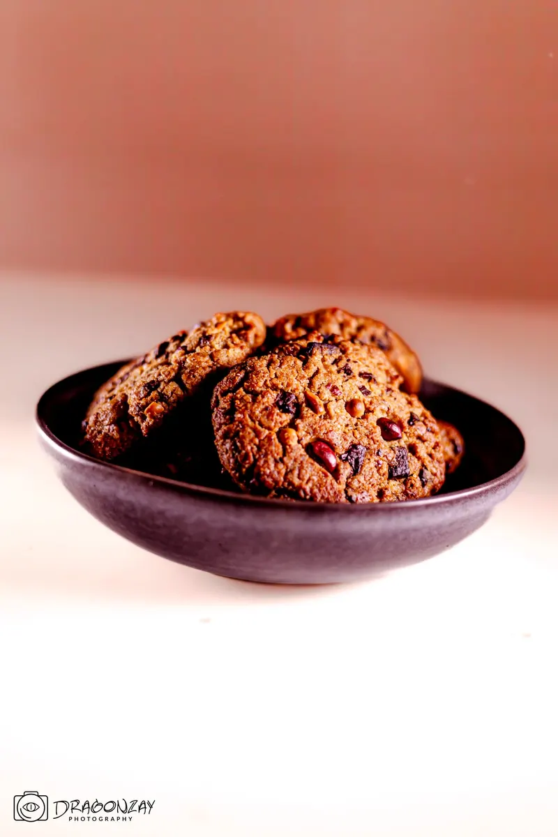 Chocolate chip cookies on a black plate - Dragonzay Photography